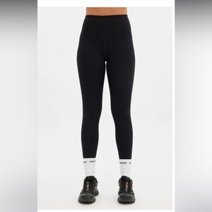 Girlfriend Collective Compressive High Rise Leggings in Black
